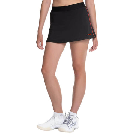 Falda Nox Team Negra Logo Rojo - Sur Sports