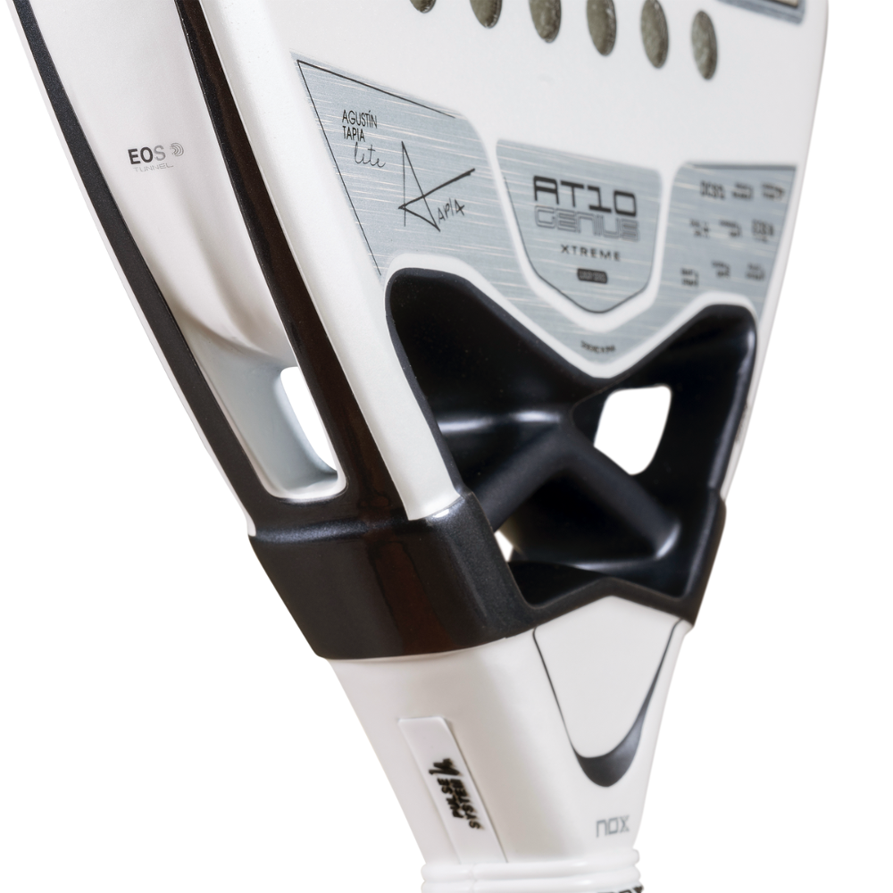 Pala de Padel Nox AT10 Genius 12K Alum XTREM Lite 2026 + Tarro de pelotas +Overgrip + Protector