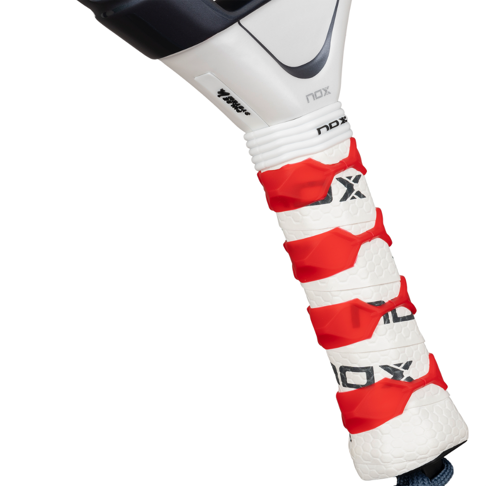 Pala de Padel Nox AT10 Genius 12K Alum XTREM Lite 2026 + Tarro de pelotas +Overgrip + Protector