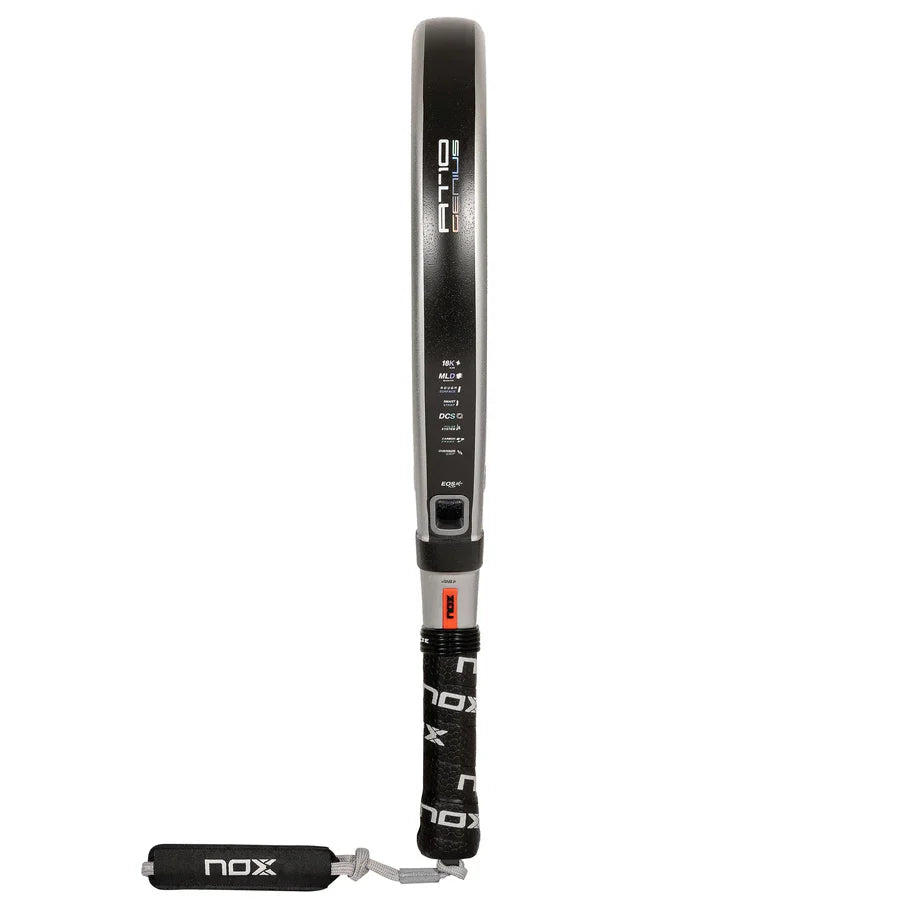 Pala Padel Nox AT10 Genius 18K By Agustin Tapia (360-375gr) 2024+Tarro de pelotas+Overgrip+Protector+Funda