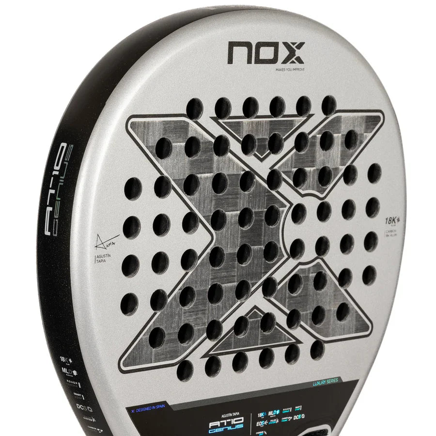 Pala Padel Nox AT10 Genius 18K By Agustin Tapia (360-375gr) 2024+Tarro de pelotas+Overgrip+Protector+Funda