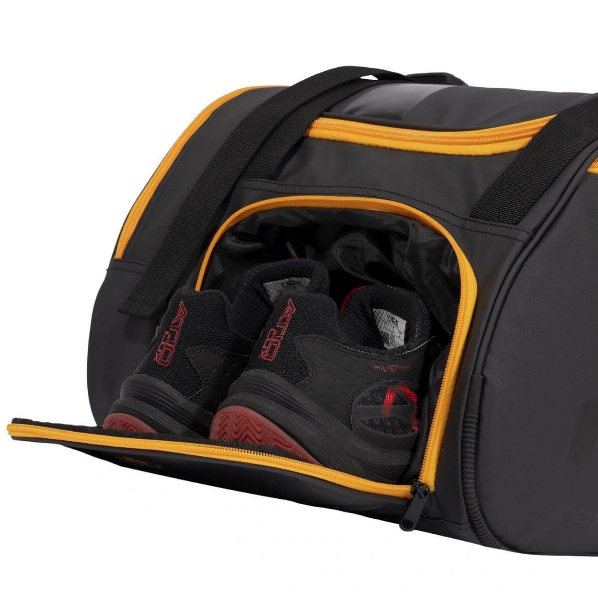 Bolso Paletero Nox WPT Open Series - Sur SportsBolsos y Mochilas