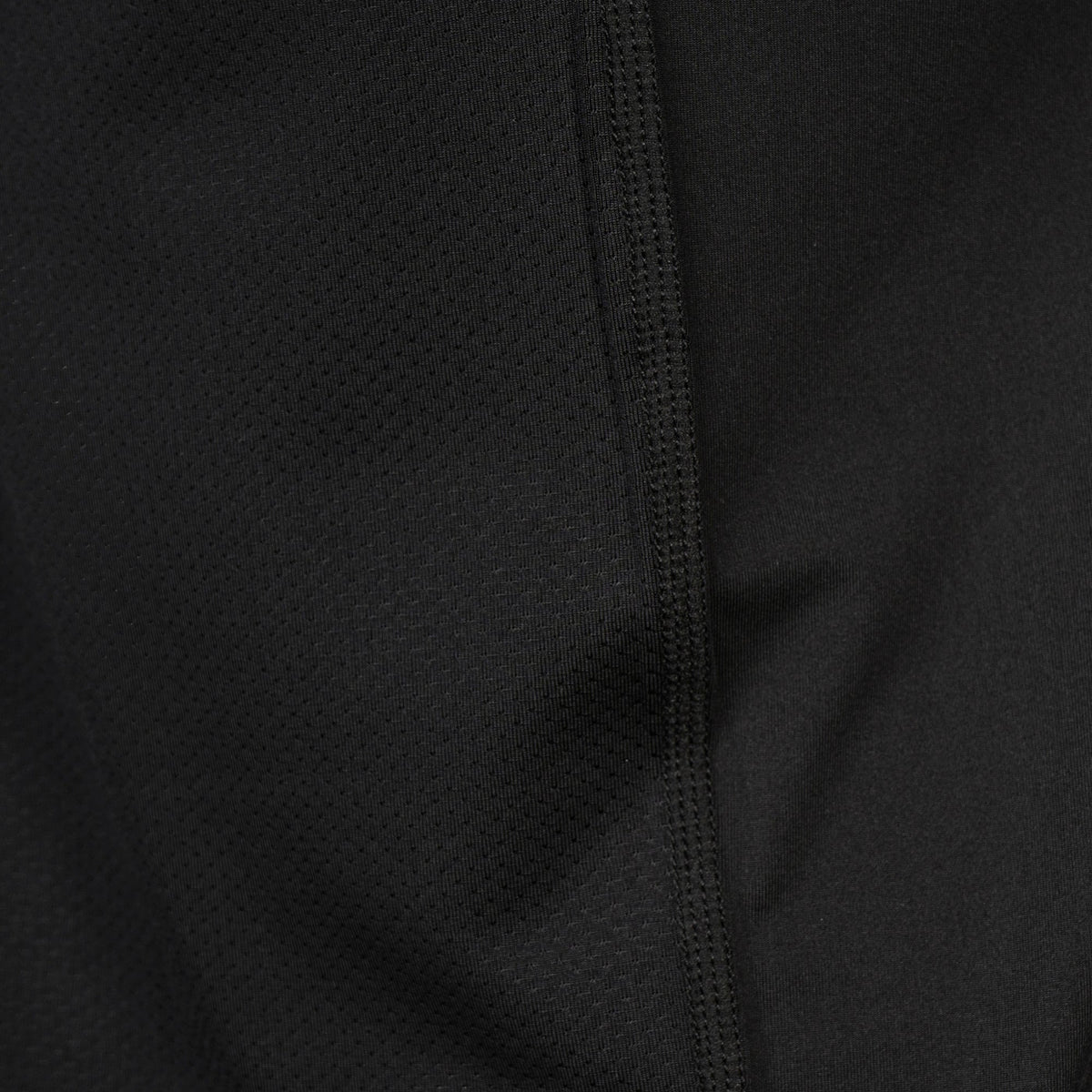 Polera Poly Pro KIDS Tilki - Negro/Gris