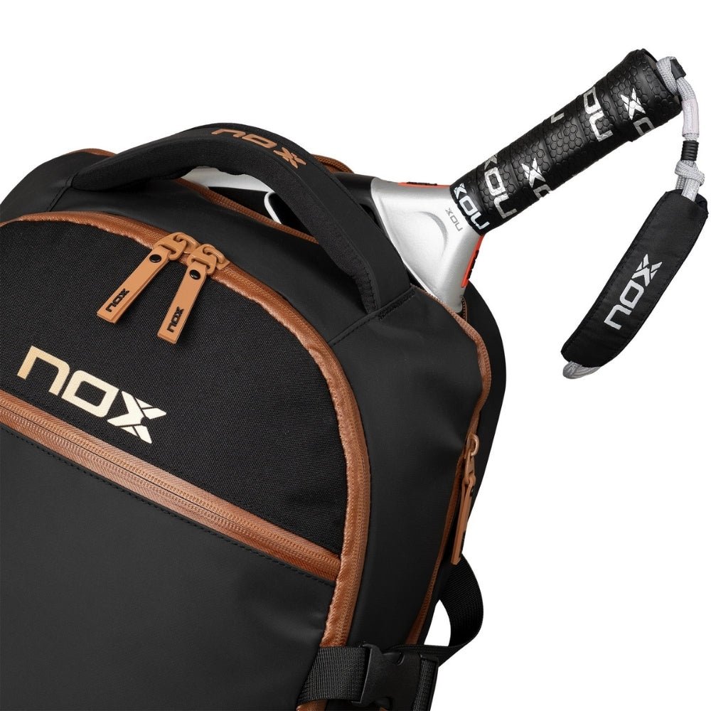 Mochila Nox Open Series Black/Brown 2024/2025 - Sur SportsBolsos y Mochilas
