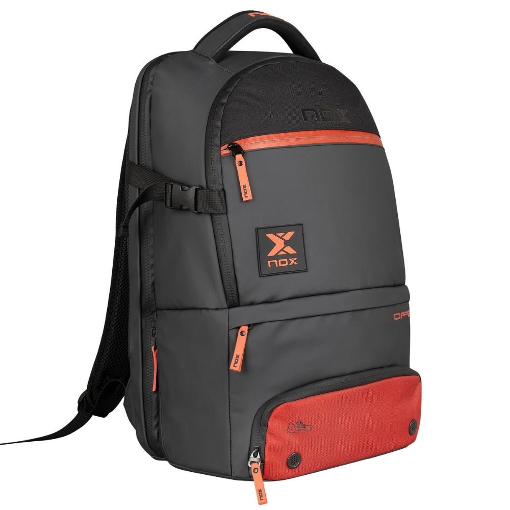 Mochila Nox Open Series Black/Red 2024/2025 - Sur SportsBolsos y Mochilas