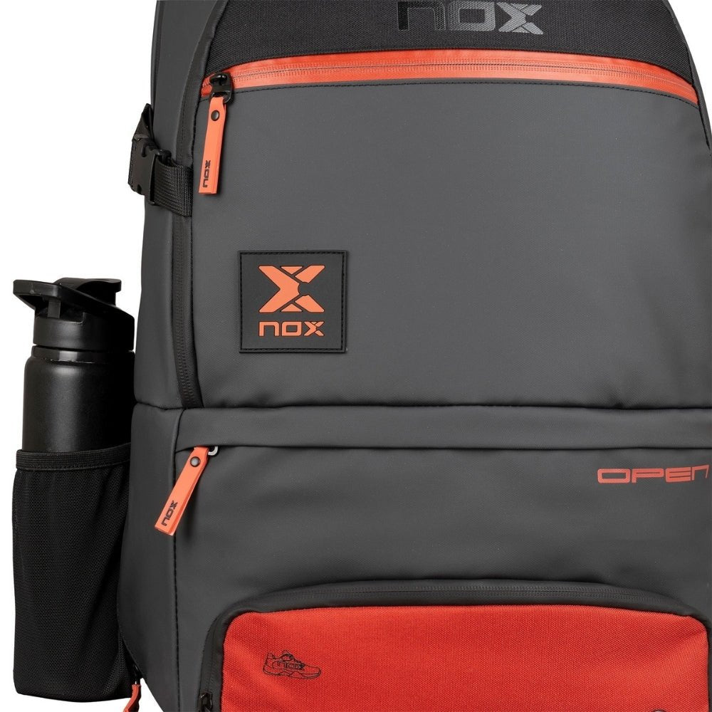 Mochila Nox Open Series Black/Red 2024/2025 - Sur SportsBolsos y Mochilas