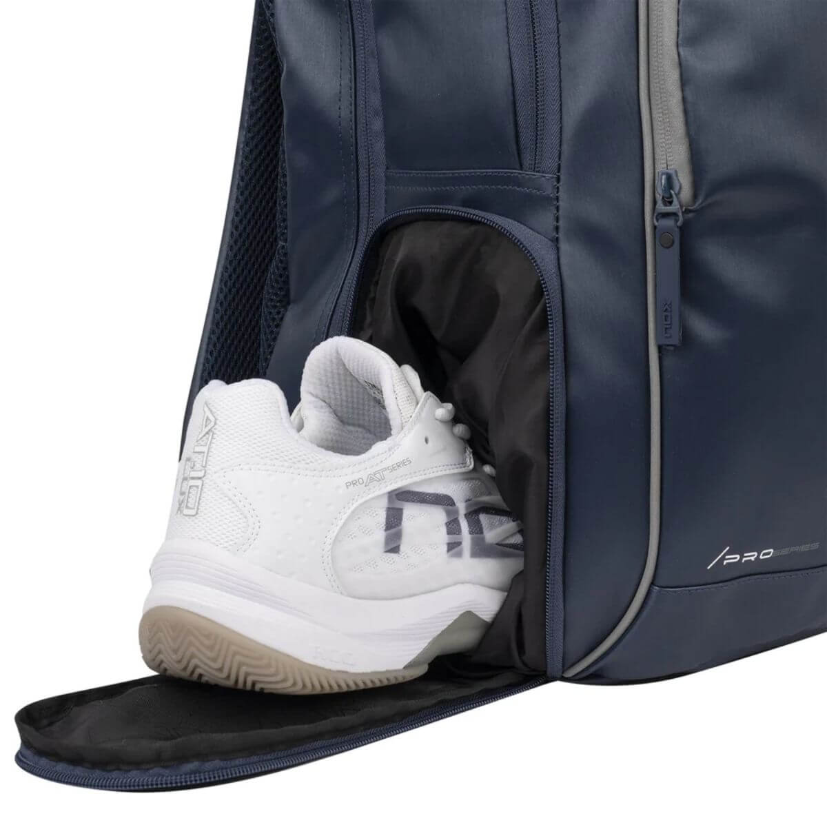 Mochila Nox Pro Series Azul Marino 2023 - 2024 - Sur SportsBolsos y Mochilas