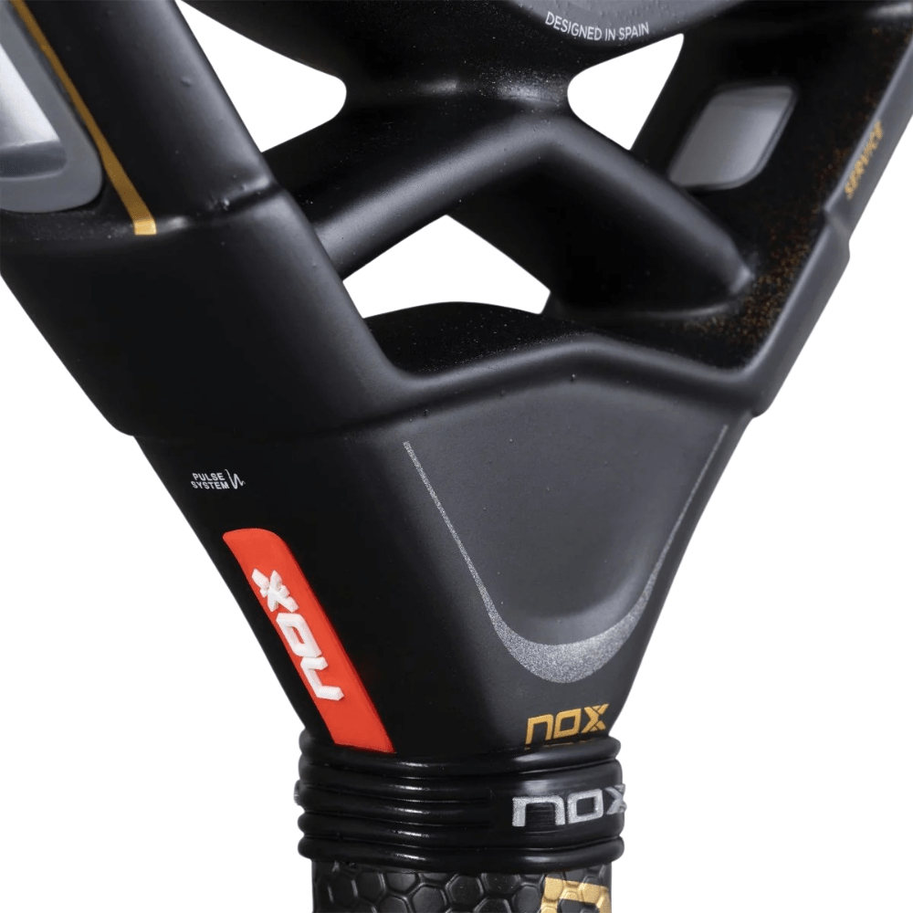 Pack Pala Padel Nox AT10 Genius Limited Edition 2025 - Sur SportsPalas