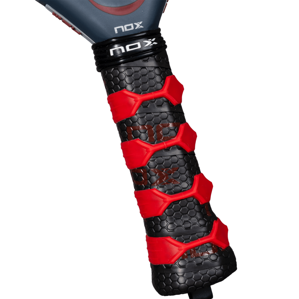 Pala de Padel At10 Genius 12K by Agustin Tapia 2025 + Tarro de pelotas +Overgrip + Protector - Sur SportsPalas