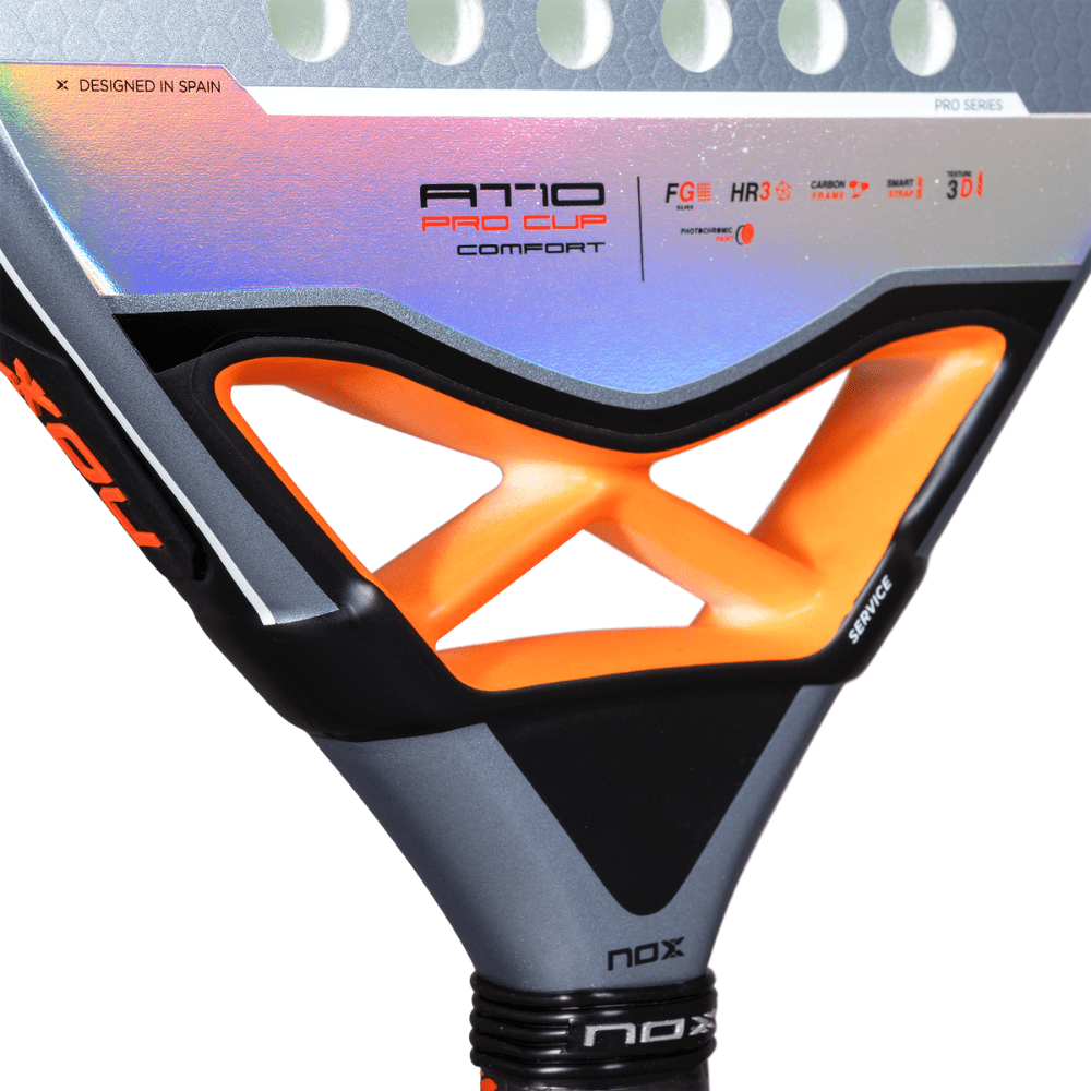 Pala de Padel At10 Pro Cup Comfort by Agustin Tapia 2025 + Tarro de pelotas +Overgrip + Protector - Sur SportsPalas