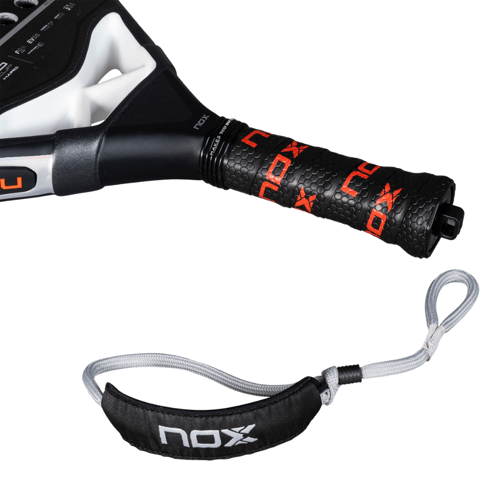 Pala de Padel At10 Pro Cup Hard by Agustin Tapia 2025 + Tarro de pelotas +Overgrip + Protector - Sur SportsPalas