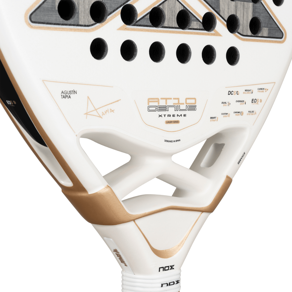 Pala de Padel Nox AT10 Genius 12K Alum XTREM 2026 + Tarro de pelotas +Overgrip + Protector - Sur SportsPalas