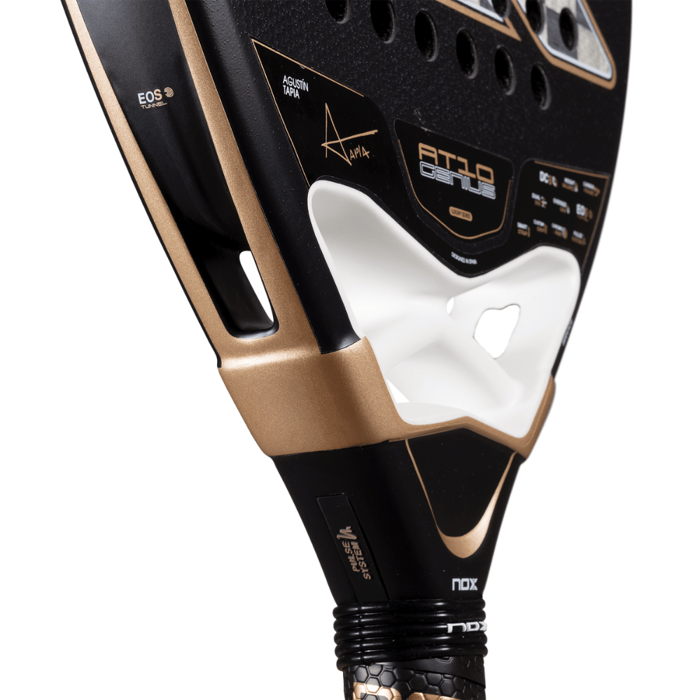 Pala de Padel Nox AT10 Genius 18K Alum 2026 + Tarro de pelotas +Overgrip + Protector - Sur SportsPalas