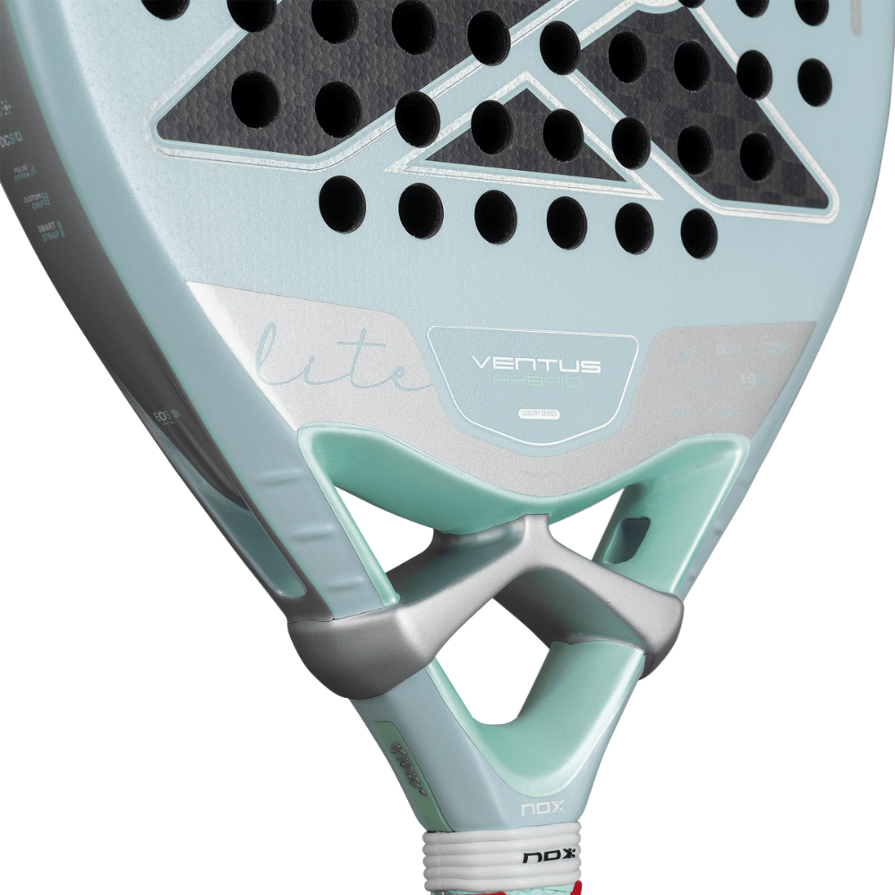 Pala de Padel Nox Ventus Hybrid 12K Lite 2026 + Tarro de pelotas +Overgrip + Protector - Sur SportsPalas