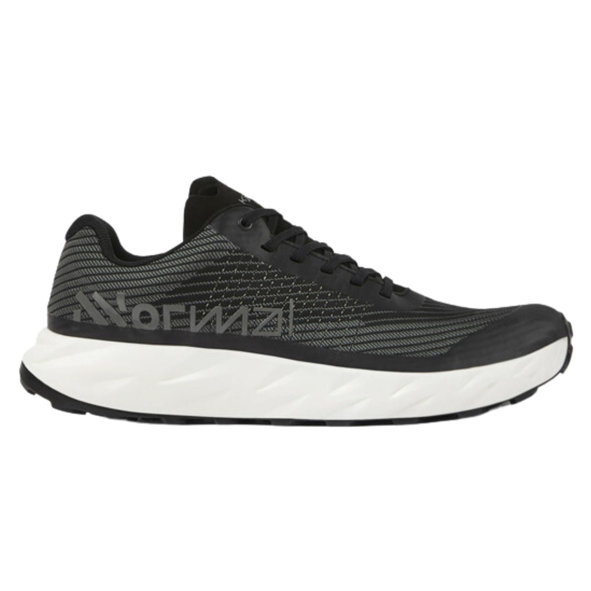 Zapatilla NNormal Kjerag Black - Sur SportsZapatillas