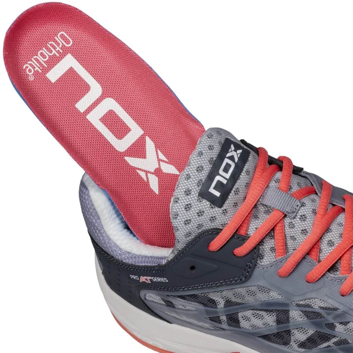 Zapatilla Nox AT10 LUX Cool Grey Georgia Peach 2023/24 - Sur SportsZapatillas