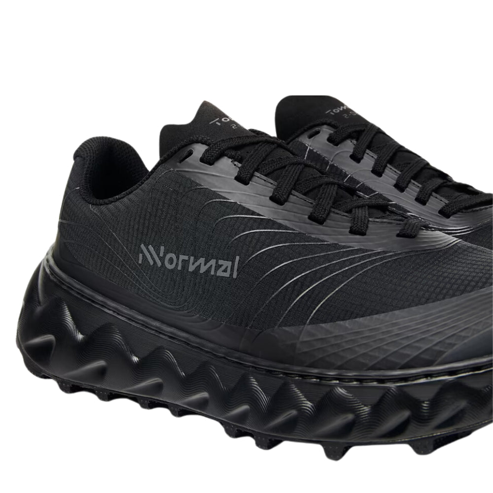 Zapatillas Nnormal Tomir 2.0 Trail Running Negra - Sur SportsZapatillas
